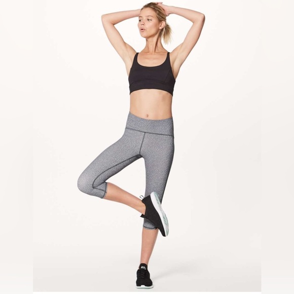 Lululemon Train Times Crop (17") Fractal Alpine White Black / Black Leggings Gym - Picture 2 of 14